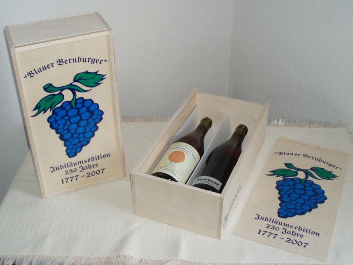 Blauer Bernburger Wein Jahrgang 2007
